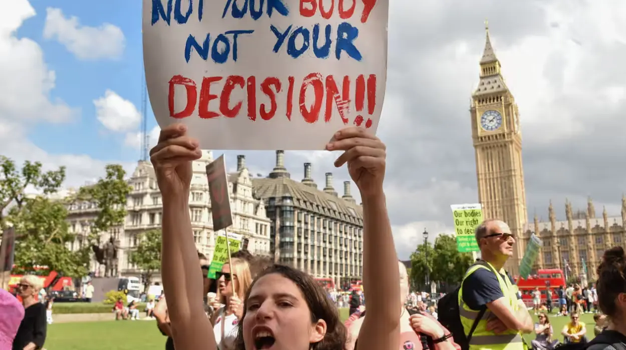 Over 50 MPs back legal change on abortion laws