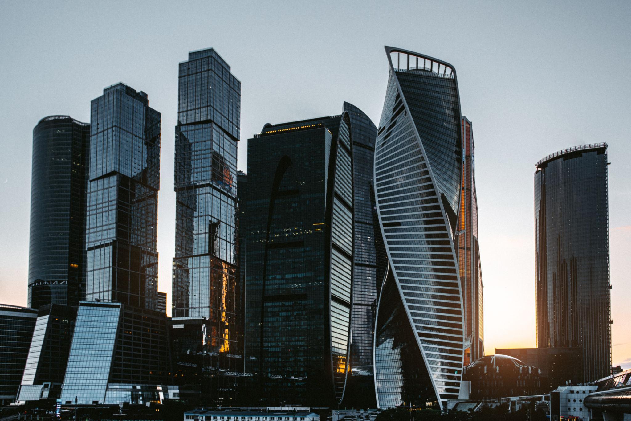 Russia financial policy impacts forex trading and rouble performance