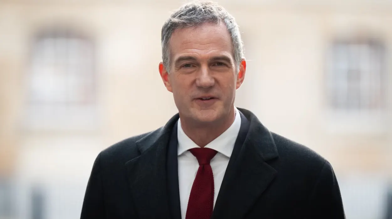 Peter Kyle says UK will respond to Trump’s £24bn VAT tariffs