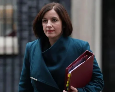 Phillipson Tories' grooming inquiry could block safety bill