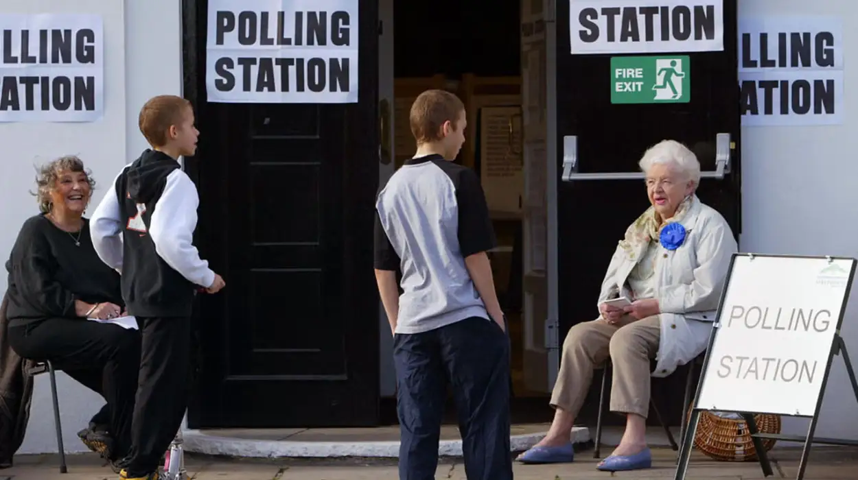 Pollsters warn 16- to 17-year-old voters may help Reform UK
