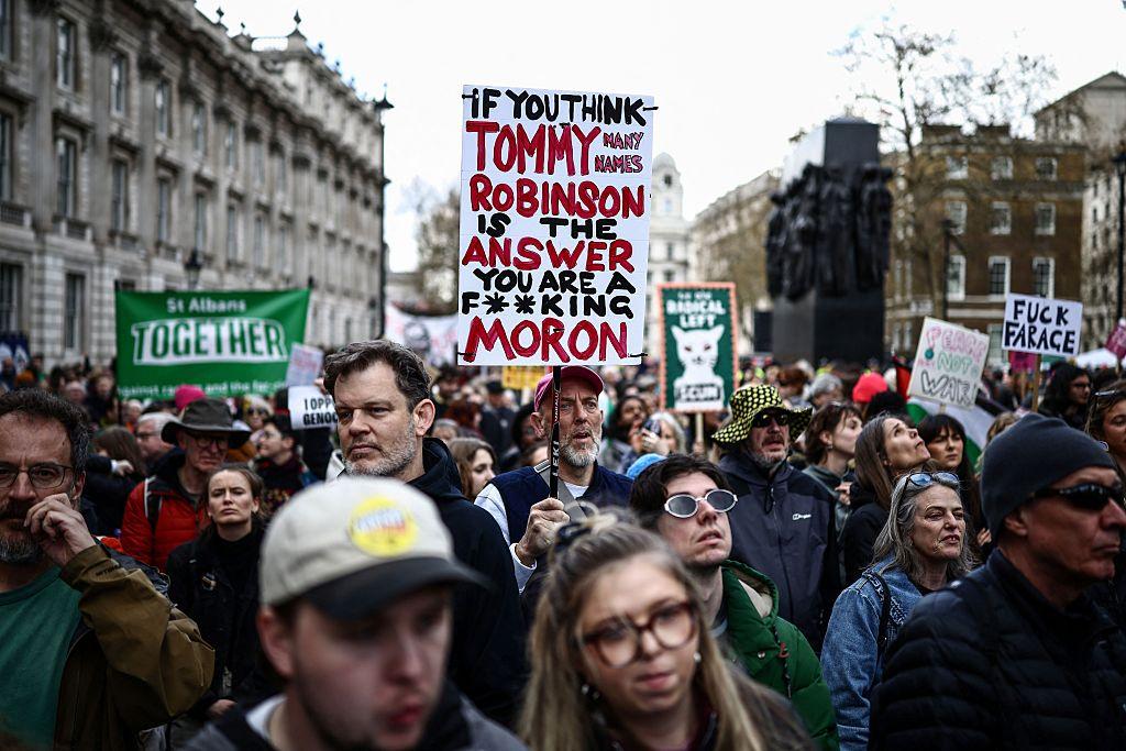 Starmer Rejects Resignation Calls as UK Political Crisis Deepens in London 2026 1 UK Prime Minister controversy near Westminster Parliament in London 2026