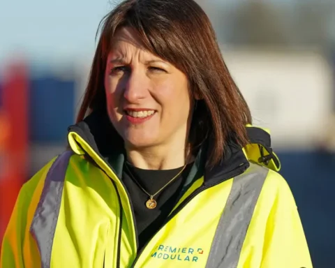 Rachel Reeves' promises slammed by ex-Bank of England chief