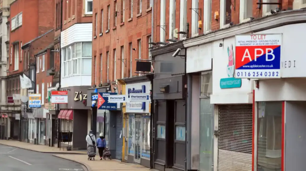 Rachel Reeves says economy stuck as rates review continues