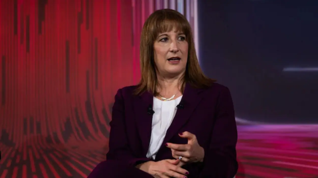 Rachel Reeves urged to cut pension lump sum to £100k