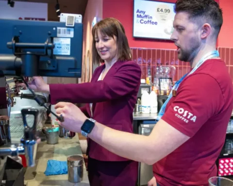 Rachel Reeves urged to scrap jobs tax time bomb