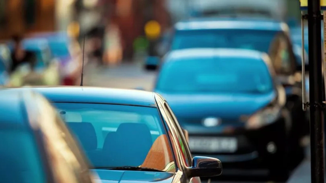 Residents fight ‘cash cow’ parking fees in Hammersmith & Fulham
