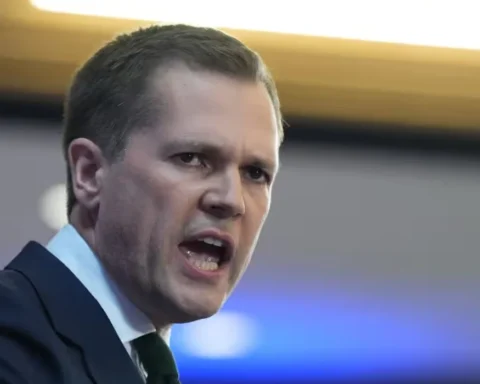 Robert Jenrick aims to unite Tories and Reform UK