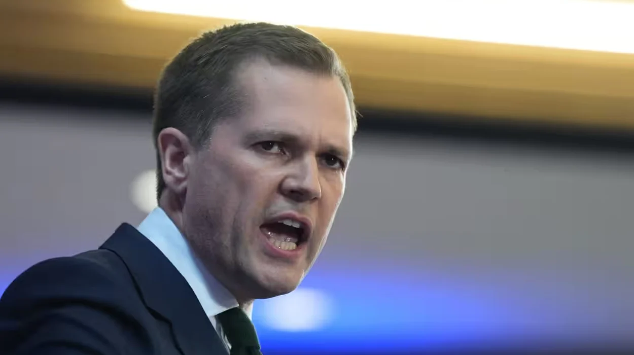 Robert Jenrick aims to unite Tories and Reform UK