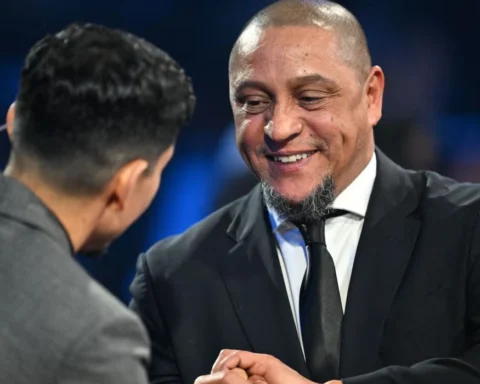 Roberto Carlos hospitalised in Brazil following complications from heart surgery