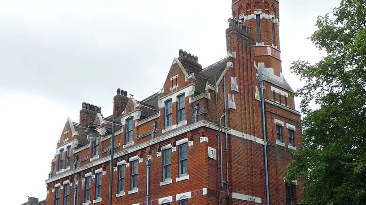 Rogue trading rising amid strain on Lambeth standards