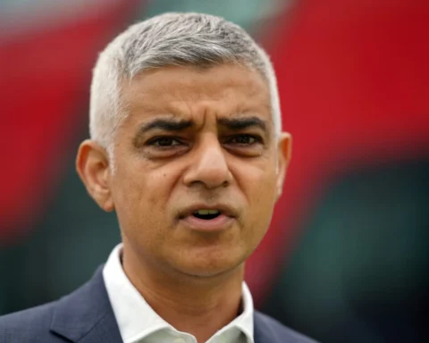 Sadiq Khan praises Ulez as London meets pollution limits