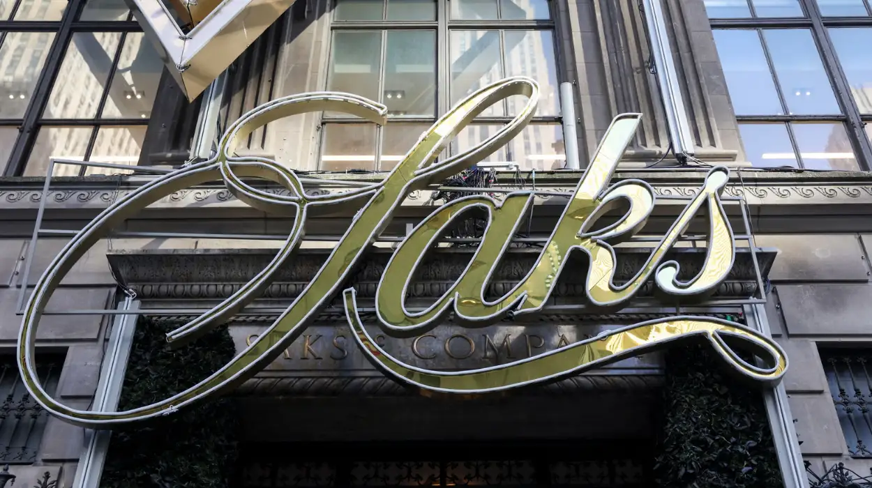 Saks Fifth Avenue owner files Chapter 11 with $1.75bn financing