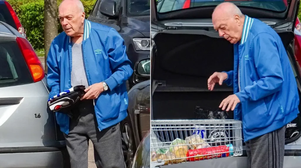 Shepherd’s Bush murderer Harry Roberts dies in prison