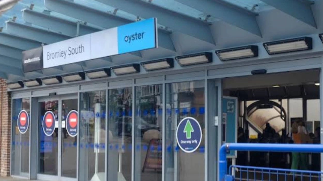 Southeastern services in Bromley halted this weekend