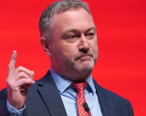 Steve Reed Palestinians must return, criticises Gaza plan