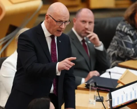 Swinney urges UK action after Starmer recognises Palestine