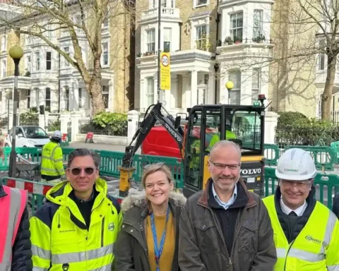 TfL Tests Mobile EV Charging for Construction in Kensington