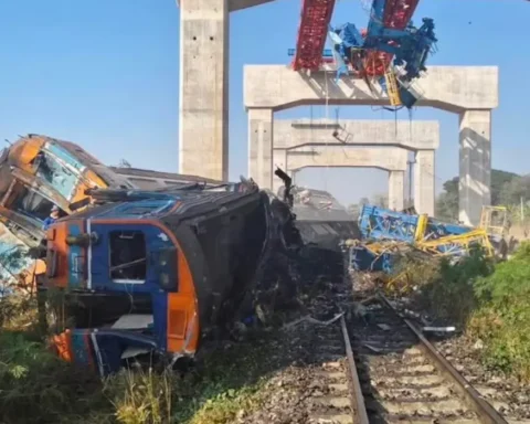 Thailand train derails after crane collapse, killing 28 and injuring 80 injured