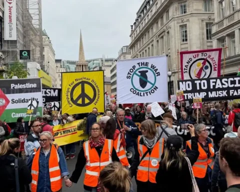Thousands rally in Parliament Square against Trump’s UK visit