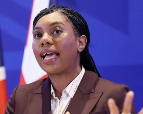 Tory leader Kemi Badenoch plans to ban under-16s from social media