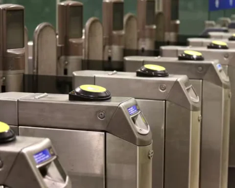 Tube Passenger fined nearly £1,800 for repeated fare evasion