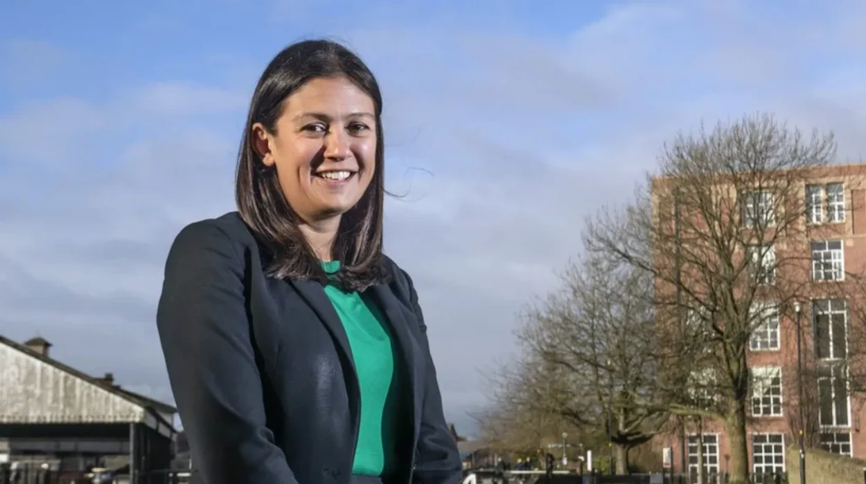 Lisa Nandy calls Trump’s Greenland tariff threat ‘wrong and unhelpful’ 1 UK Government Reaffirms Non-Negotiable Greenland Stance