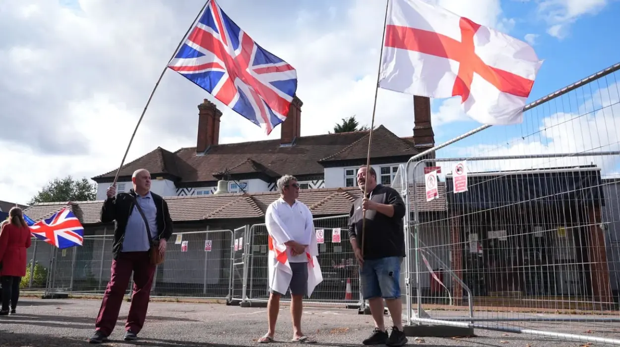 UK High Court rules asylum seekers can stay at Epping hotel