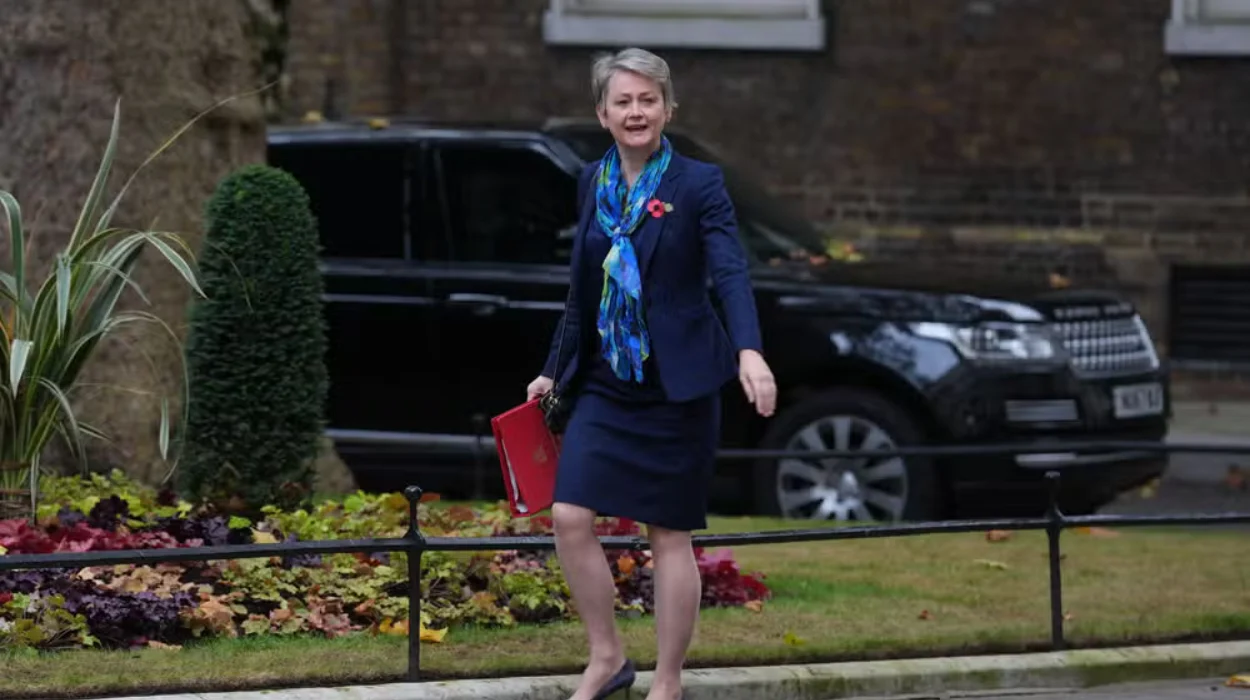 UK Home Office expands efforts to curb migrant deportation