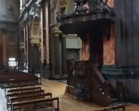 UK Independence Party supporters defy police blockade in Westminster