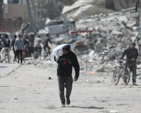 UK Urges Israel to Hold Accountable Perpetrators of Gaza Aid Convoy Attacks
