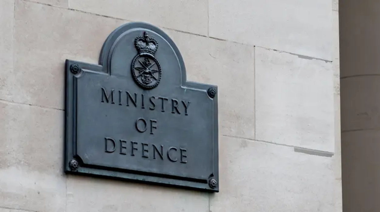 UK defence ministry provides operational surveillance support