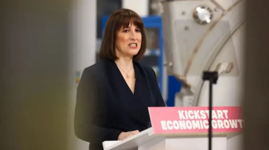 UK government backs Heathrow extension, 100,000 jobs to be created