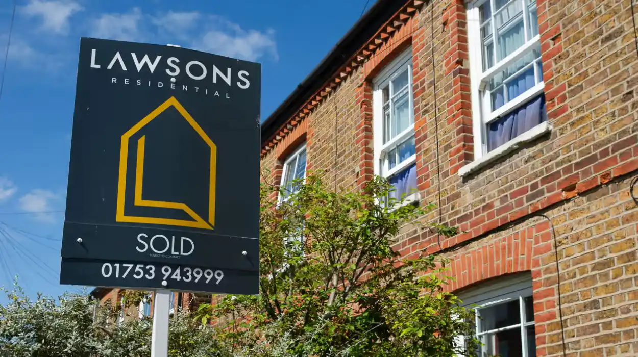 UK house prices surge as affordability challenges persist