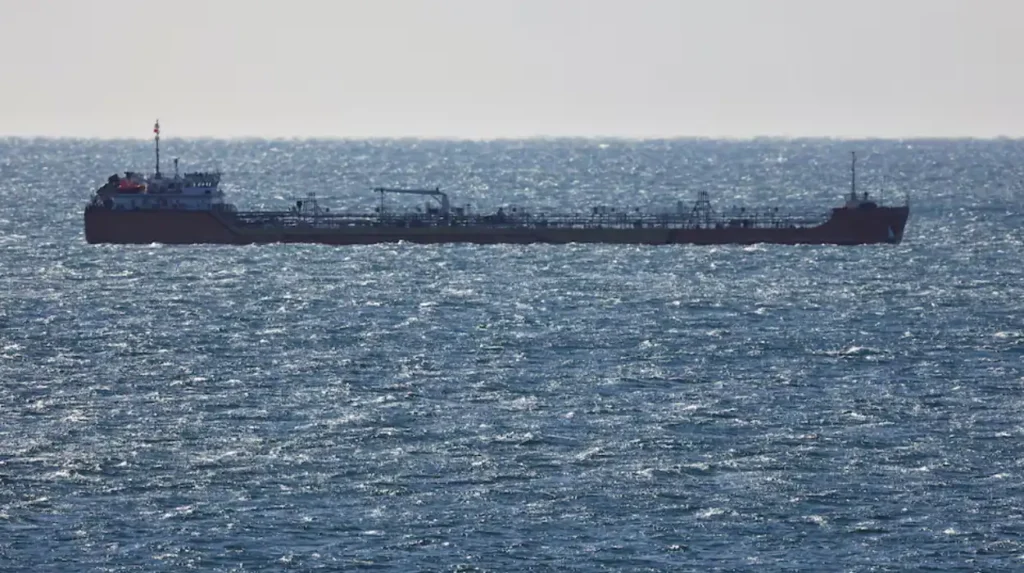 UK imposes extensive sanctions on Russia's oil fleet