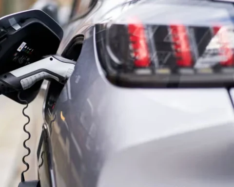 UK nears 1 million electric car chargers
