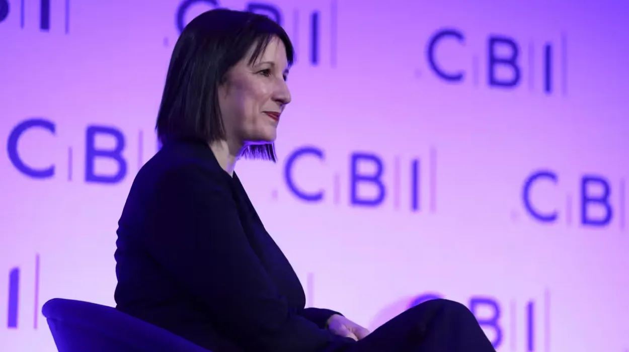 UK private sector growth expectations decline sharply, warns CBI