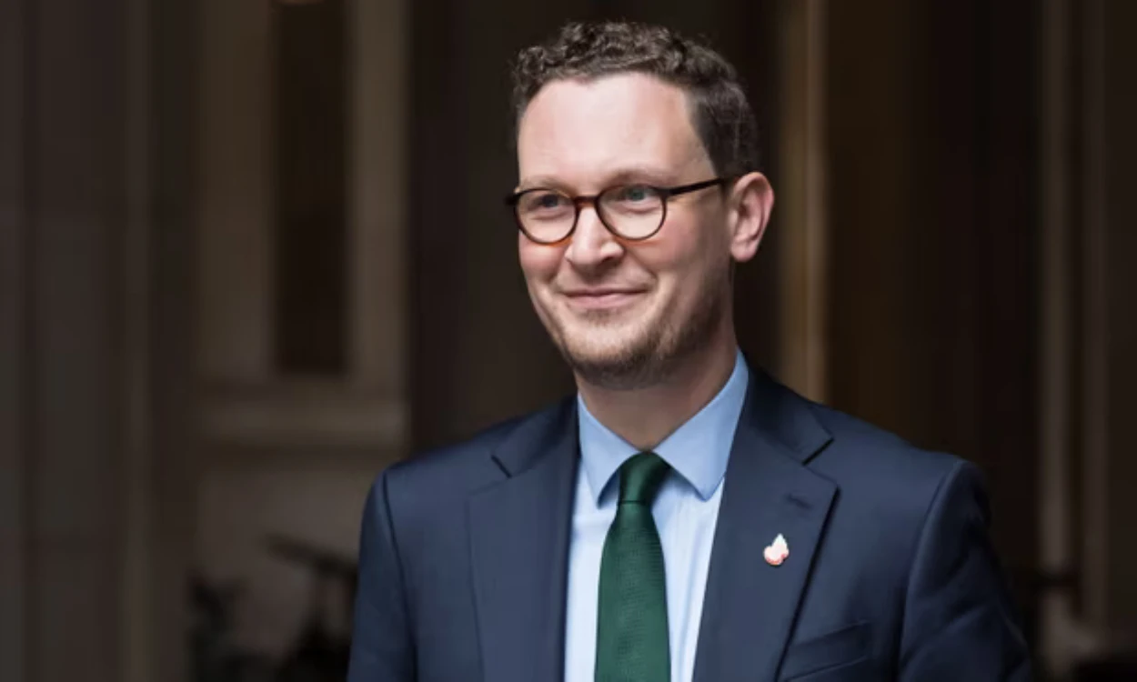 UK reviews options amid Trump’s stance on Ukraine