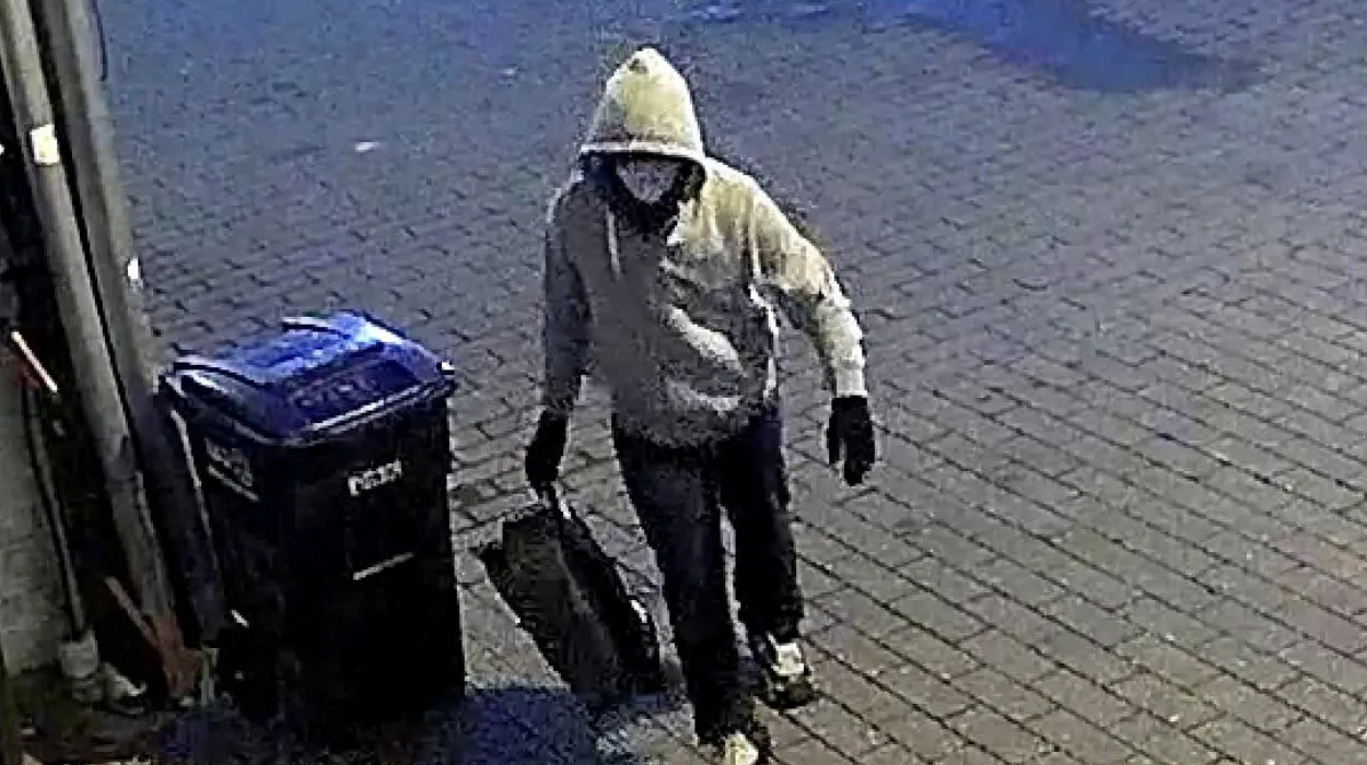 US prosecutors reveal motive in pipe bomb arrest