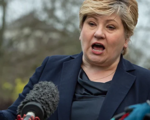 US strikes in Venezuela risk encouraging China and Russia, says Emily Thornberry