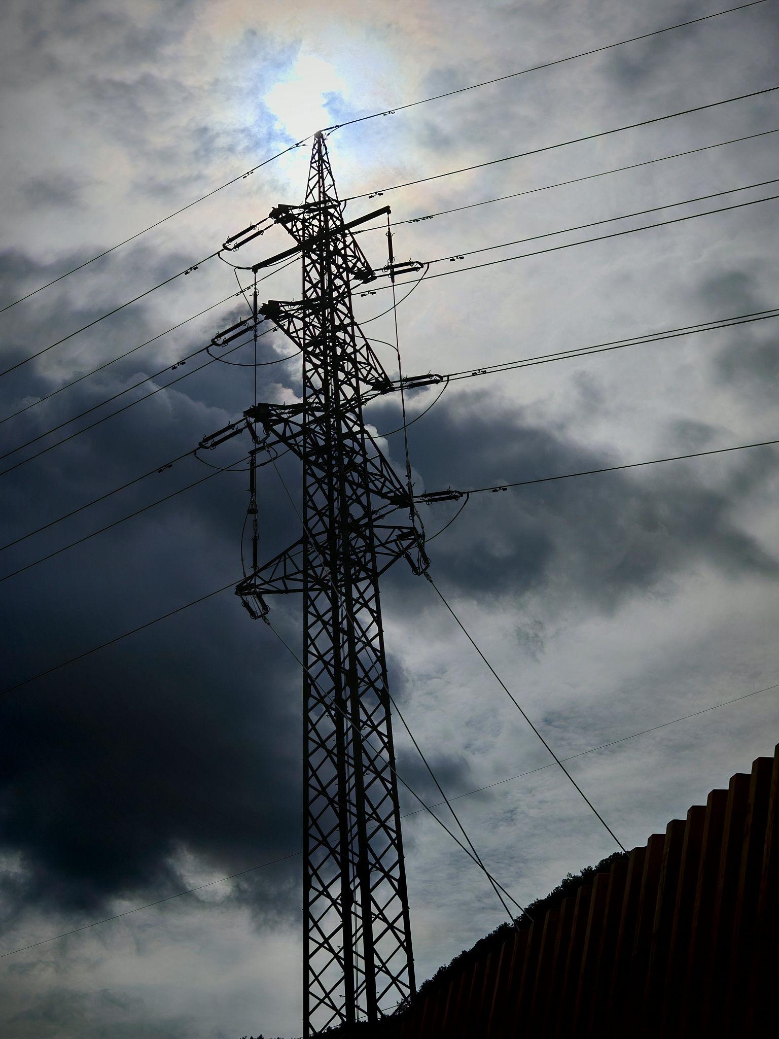 European Energy Crisis Deepens as Industries Face Rising Costs in Europe 2026 2 Renewable energy transition during the European energy crisis in 2026