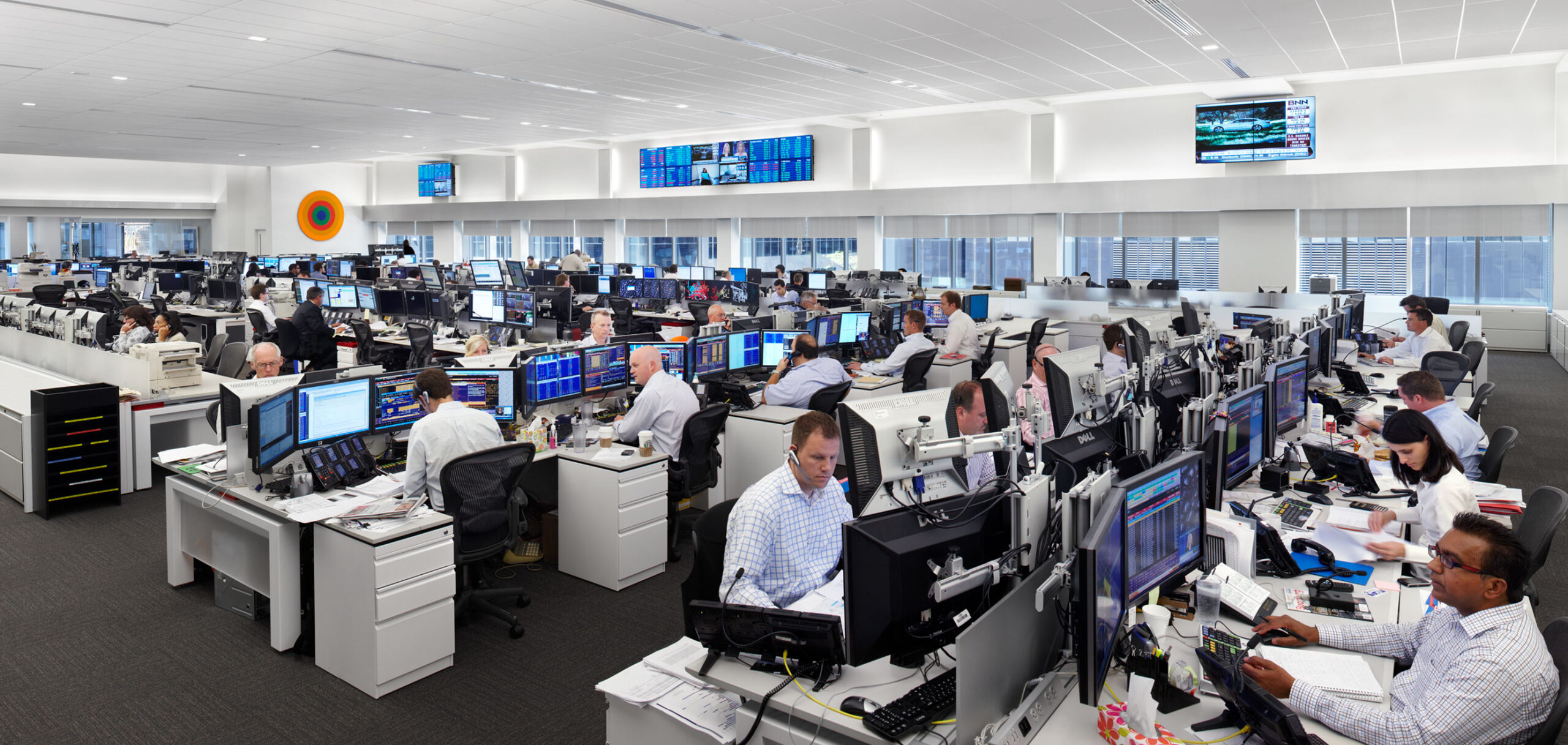 Canada stock market futures show volatility during early trading