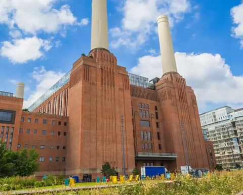 Wandsworth celebrates revamp of beloved green space