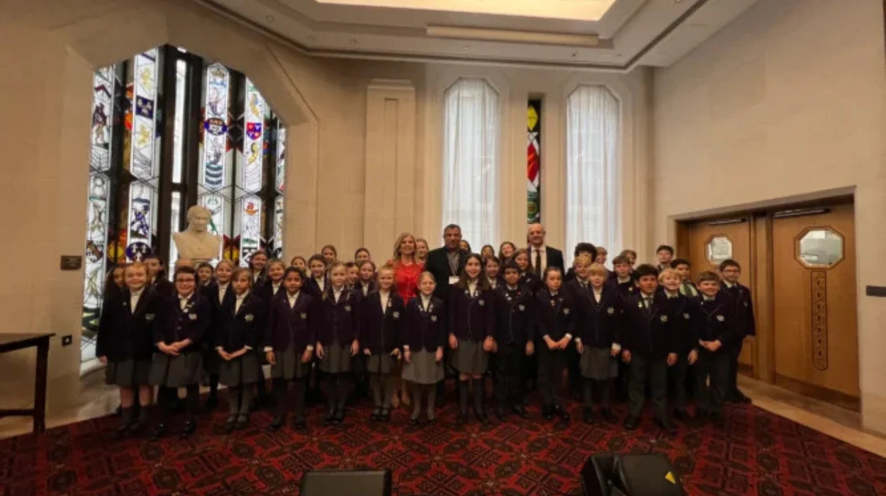 Wandsworth youth honour Mandela with messages of hope