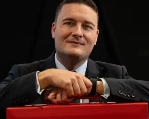 Wes Streeting backs private role in NHS with conditions