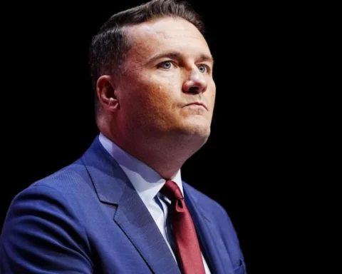 Wes Streeting launches review into banned UK doctors