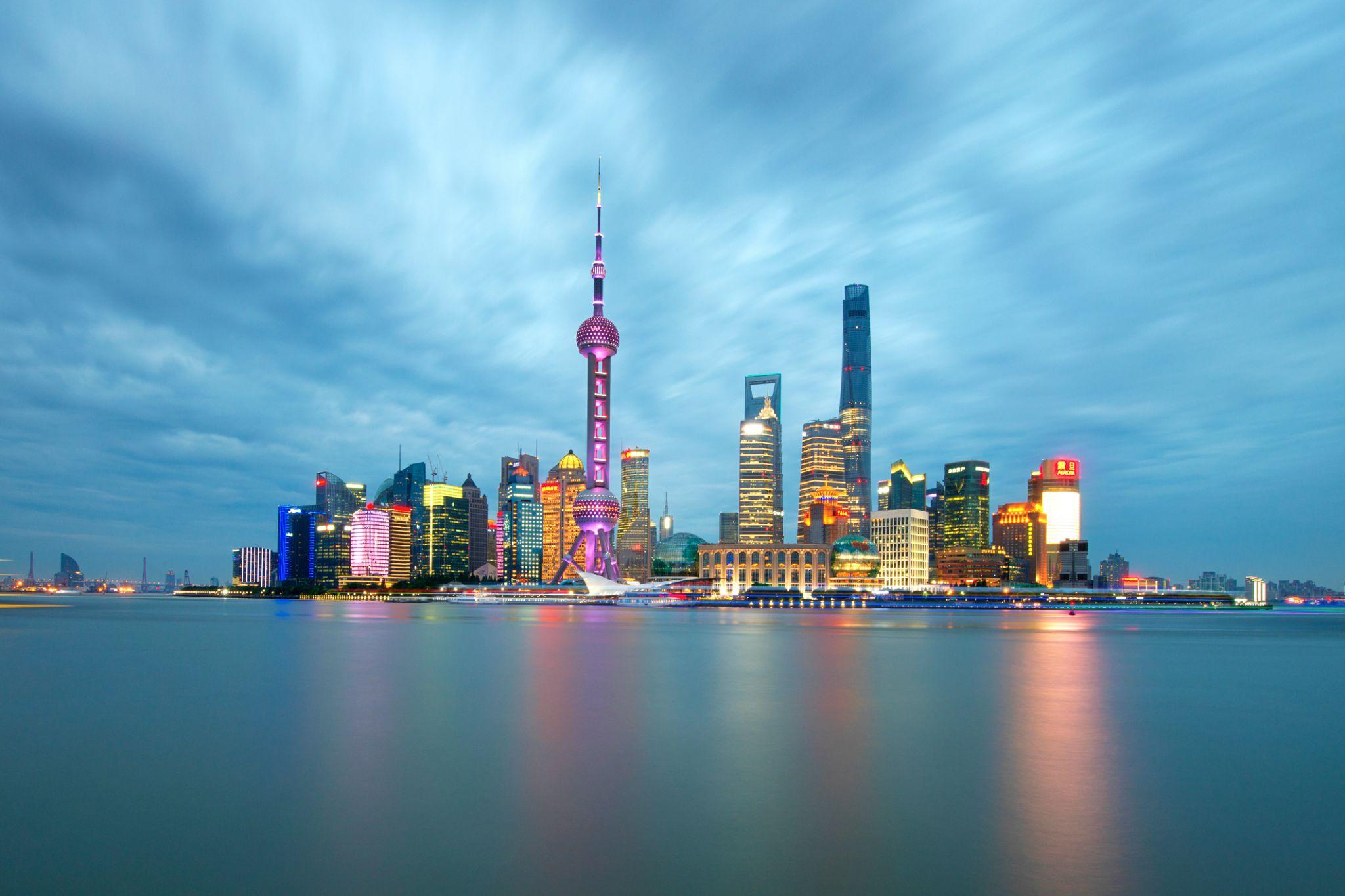 China Gold Demand Surge in Shanghai Signals Strong Market Momentum Across Asia 3 China gold demand rise boosting jewelry sales in Shanghai retail market