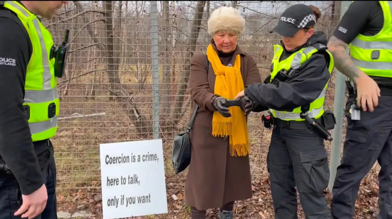 White House backs clearing of campaigner Rose Docherty's case