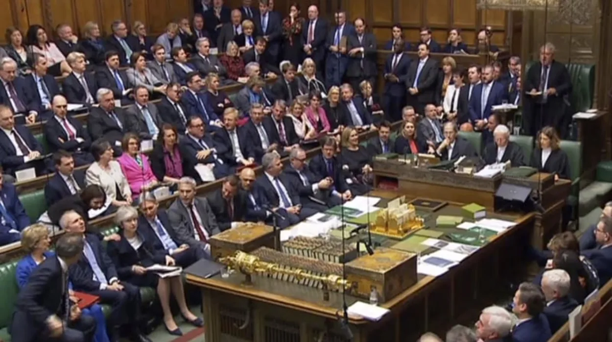 Who can call a referendum in the UK? Role of Parliament and Government