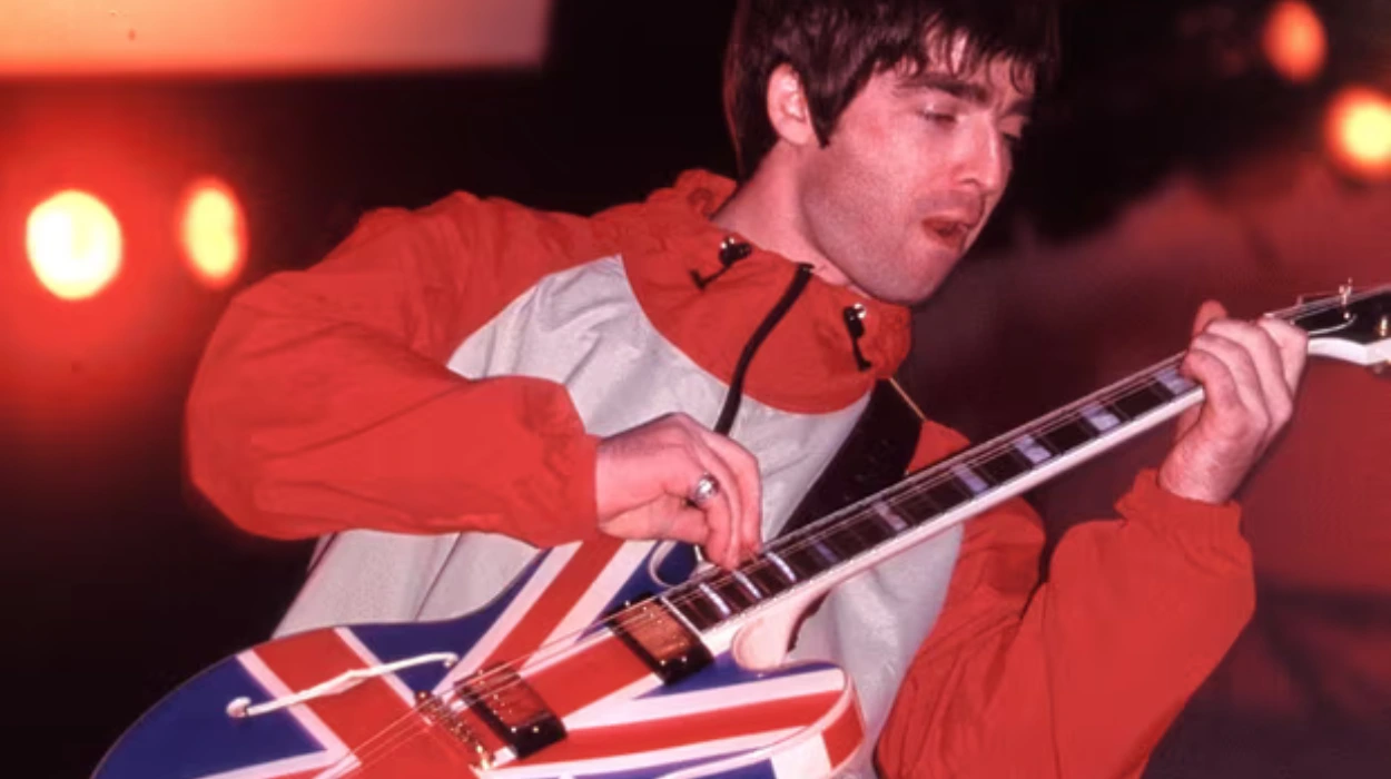 Why are people celebrating the return of the Gallagher Brothers